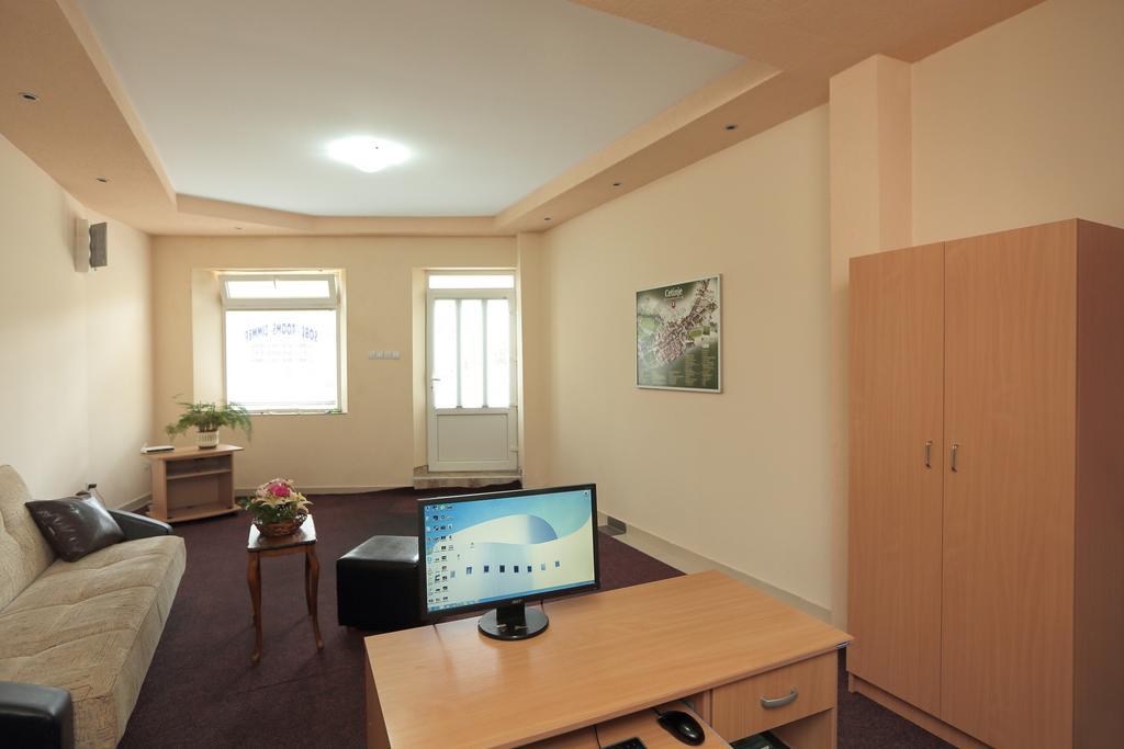 Apartments Bokan เซทินเจ ภายนอก รูปภาพ